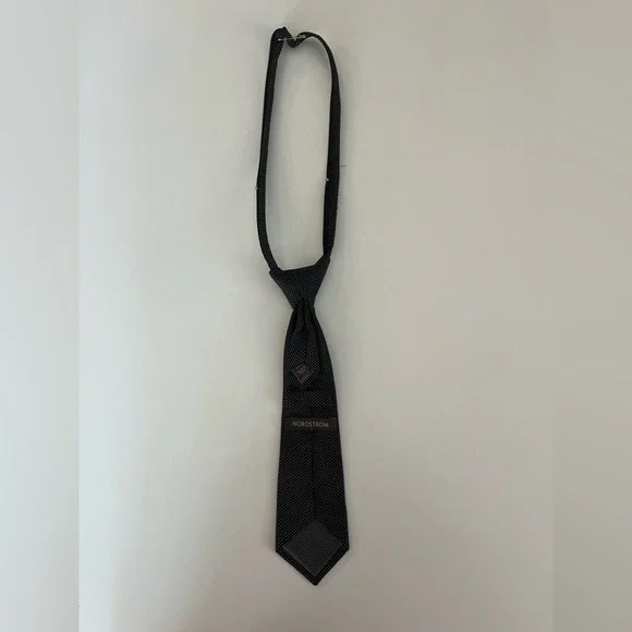 Nordstrom Boys 100% Silk Polka Dot Tie - Picture 2 of 4